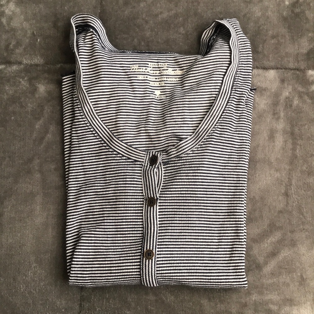 Hollister Striped Button Up Top - Picture 3 of 3